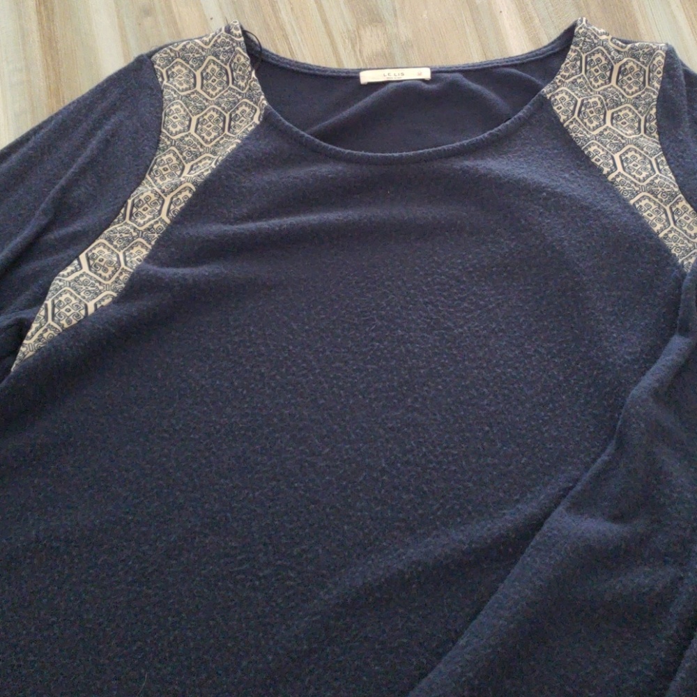 Stitchfix lightweight sweater